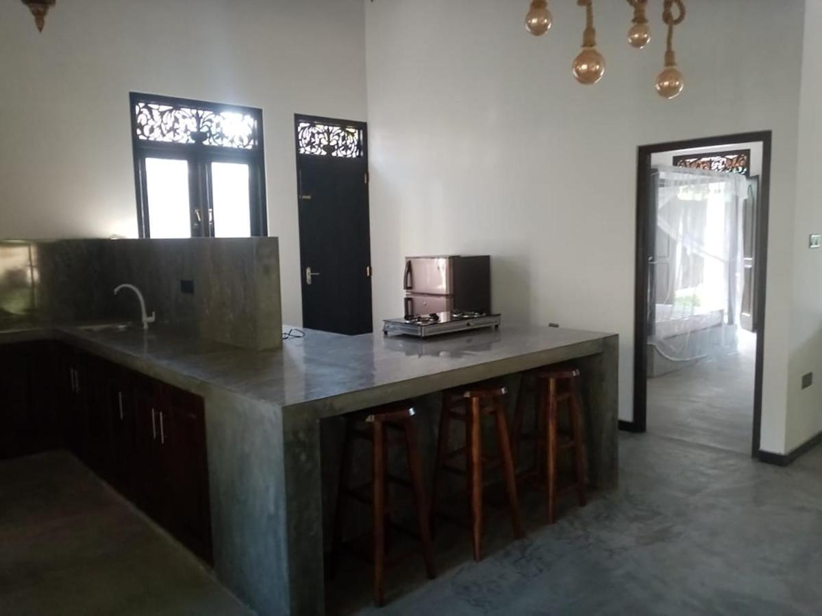 Villa Conch By Om Hikkaduwa Ngoại thất bức ảnh