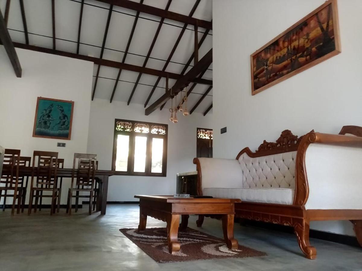 Villa Conch By Om Hikkaduwa Ngoại thất bức ảnh